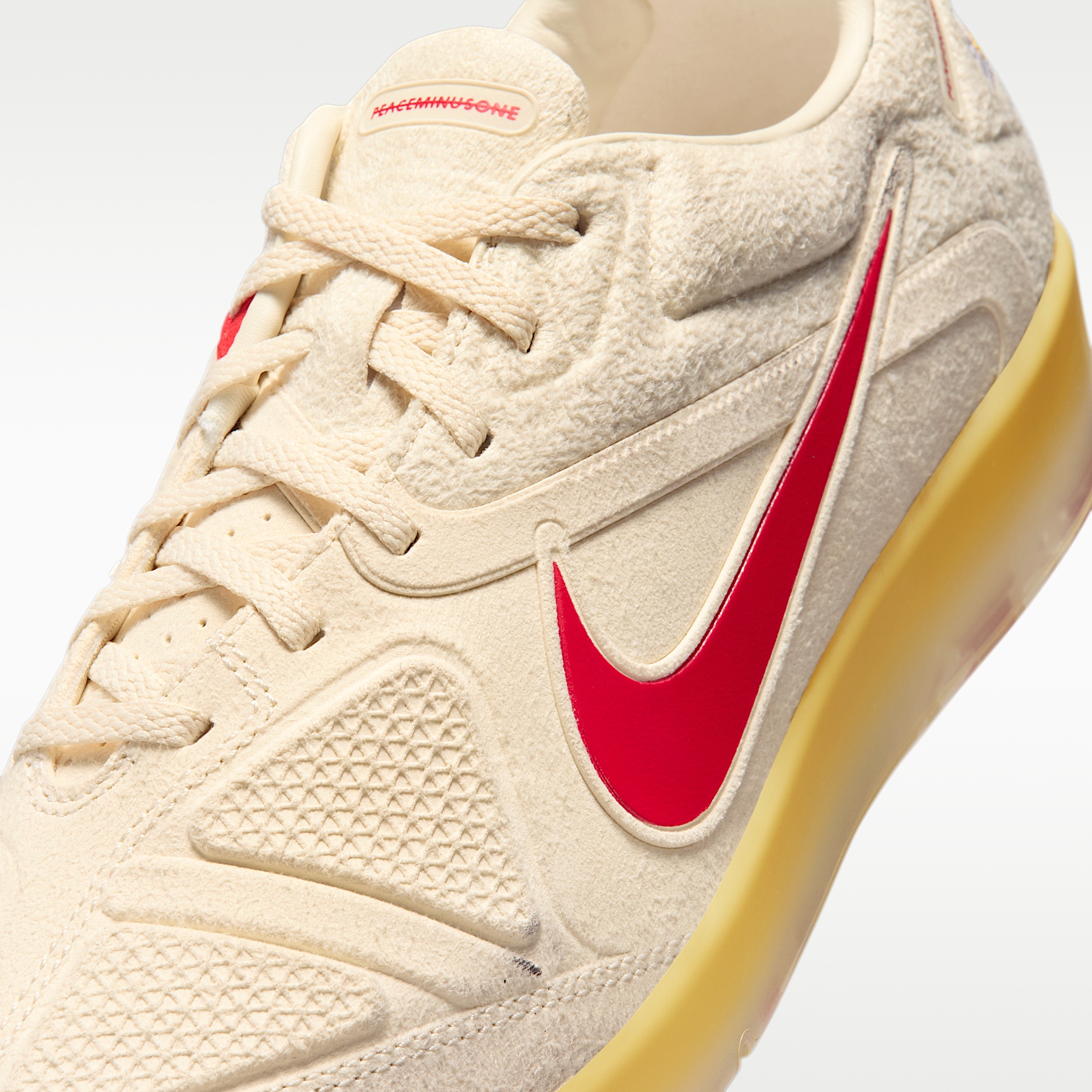 PEACEMINUSONE x Nike Cryoshot CTR 360 